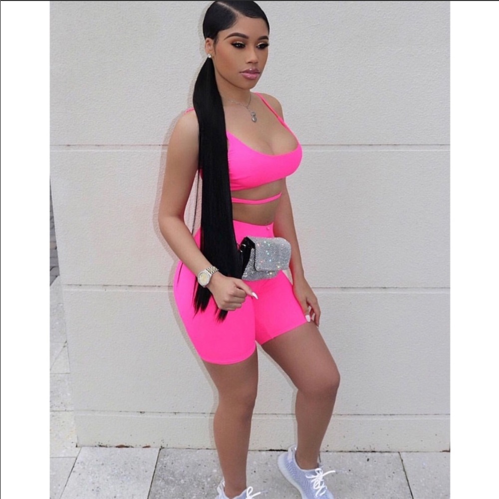 Two pink piece 💕😱